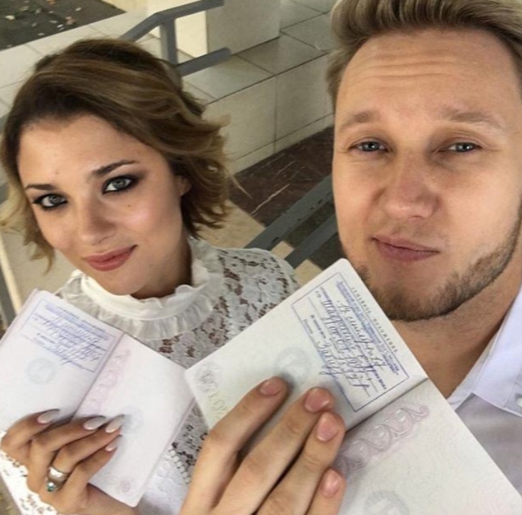 Солист группы "Челси" Алексей Корзин до сих пор не может поверить в смерть жены